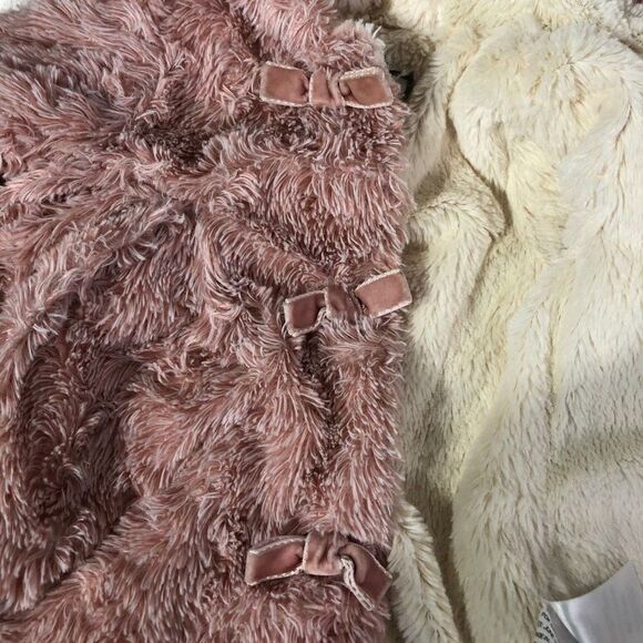 American Widgeon Infant's Fluffy Faux Fur Hooded Coat Size 12M - Picture 7 of 13